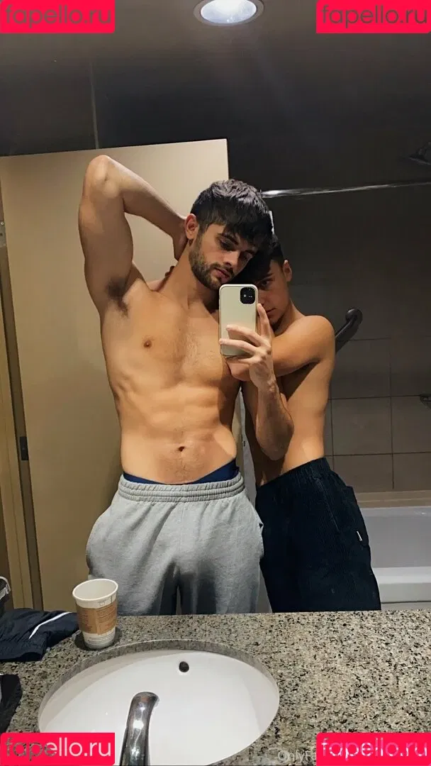 nickandant Onlyfans Photo Gallery 