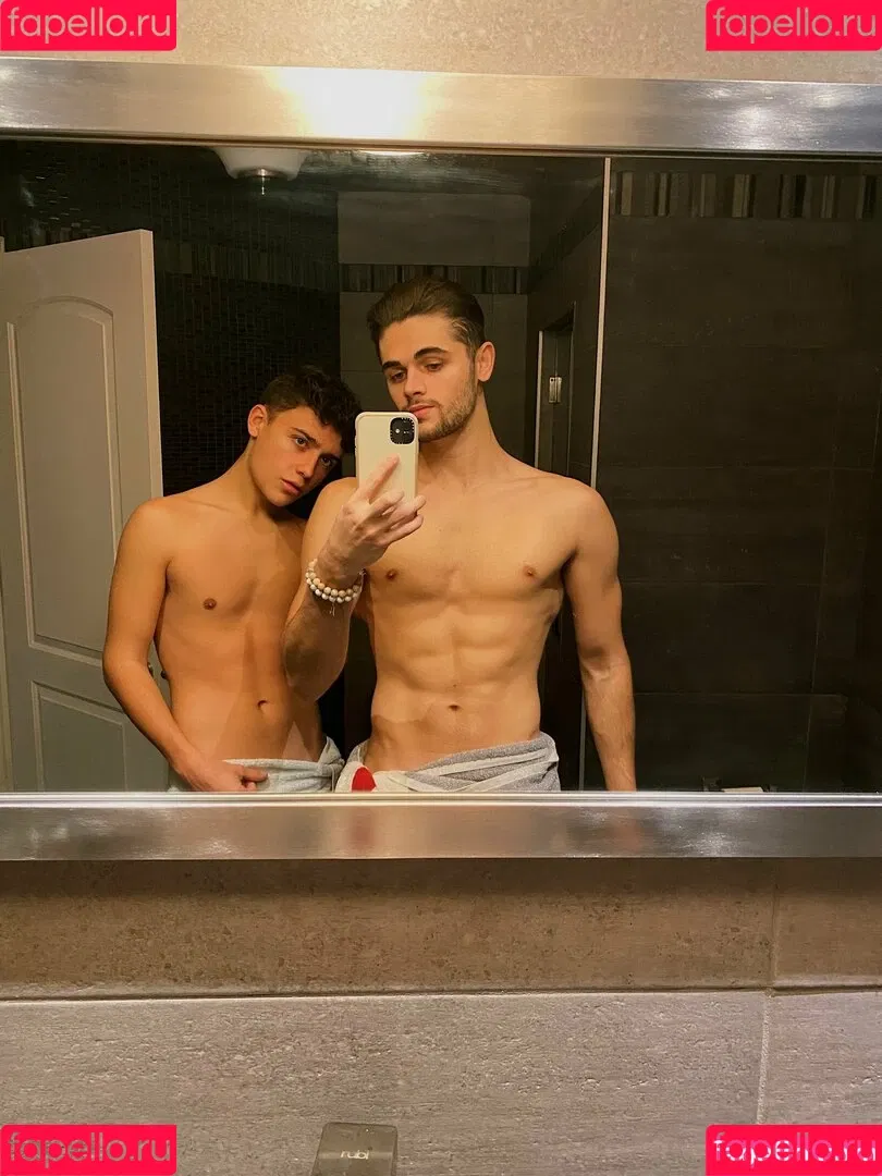 nickandant Onlyfans Photo Gallery 