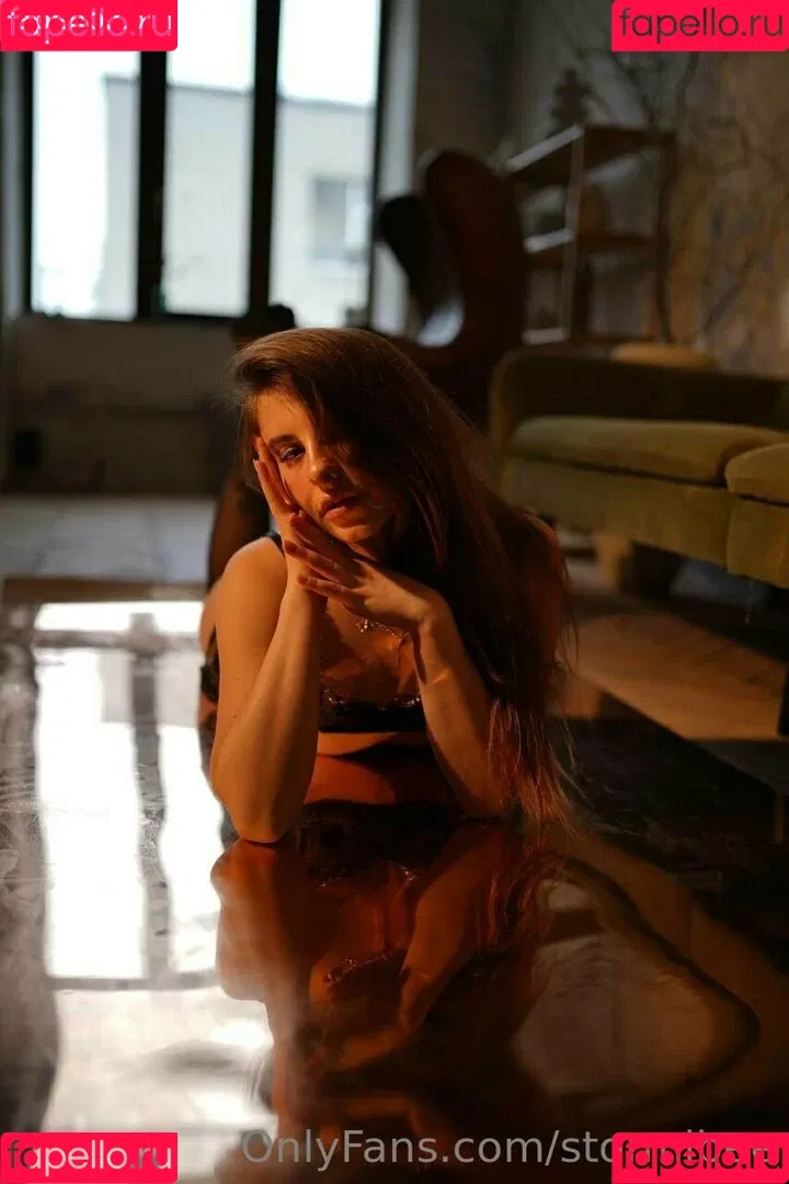 stormibee Onlyfans Photo Gallery 