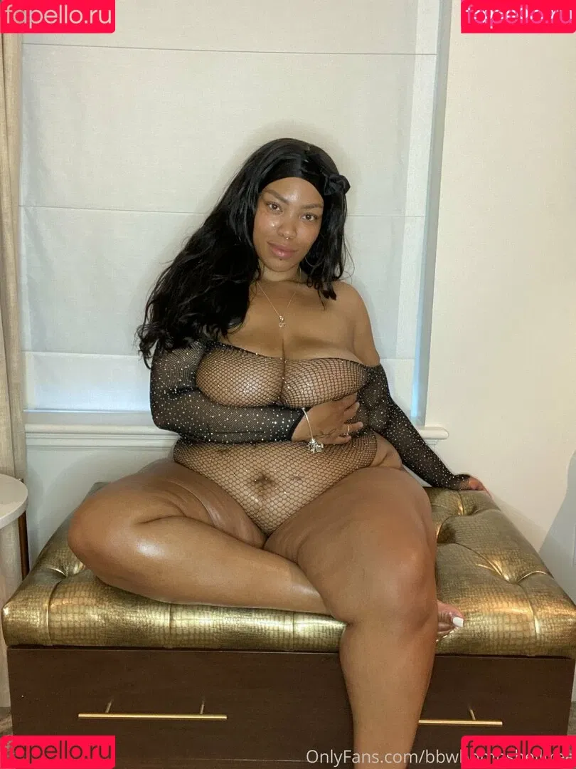 boujeebombshell Onlyfans Photo Gallery 