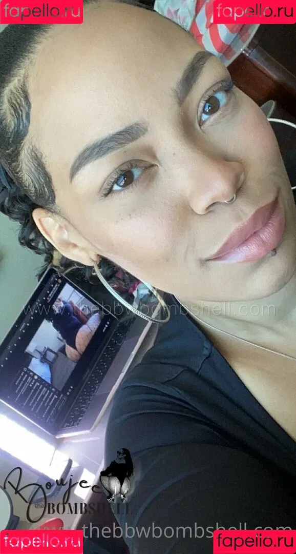 boujeebombshell Onlyfans Photo Gallery 