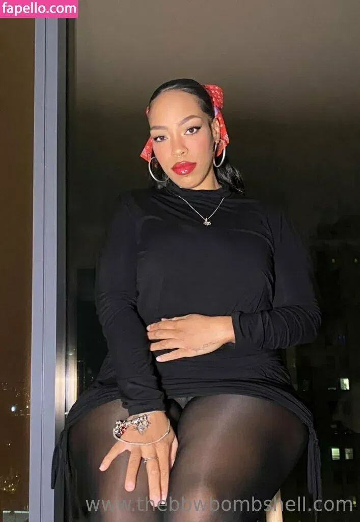 boujeebombshell Onlyfans Photo Gallery 