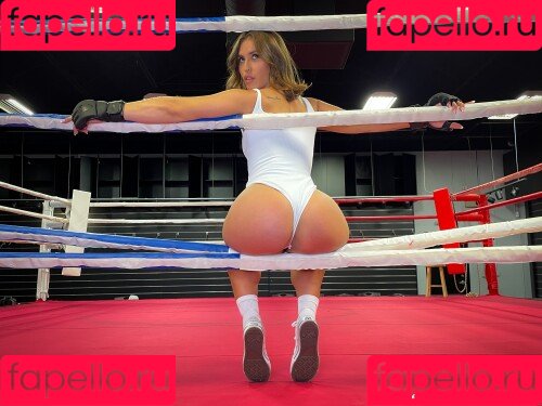 Kelsi Monroe Onlyfans Photo Gallery 