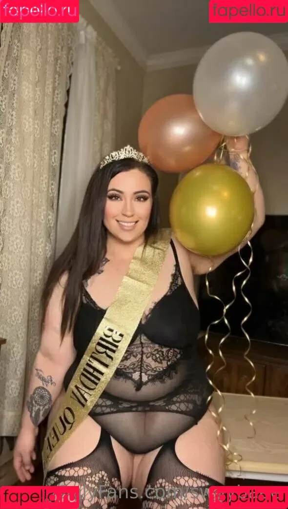 swaybaee Onlyfans Photo Gallery 