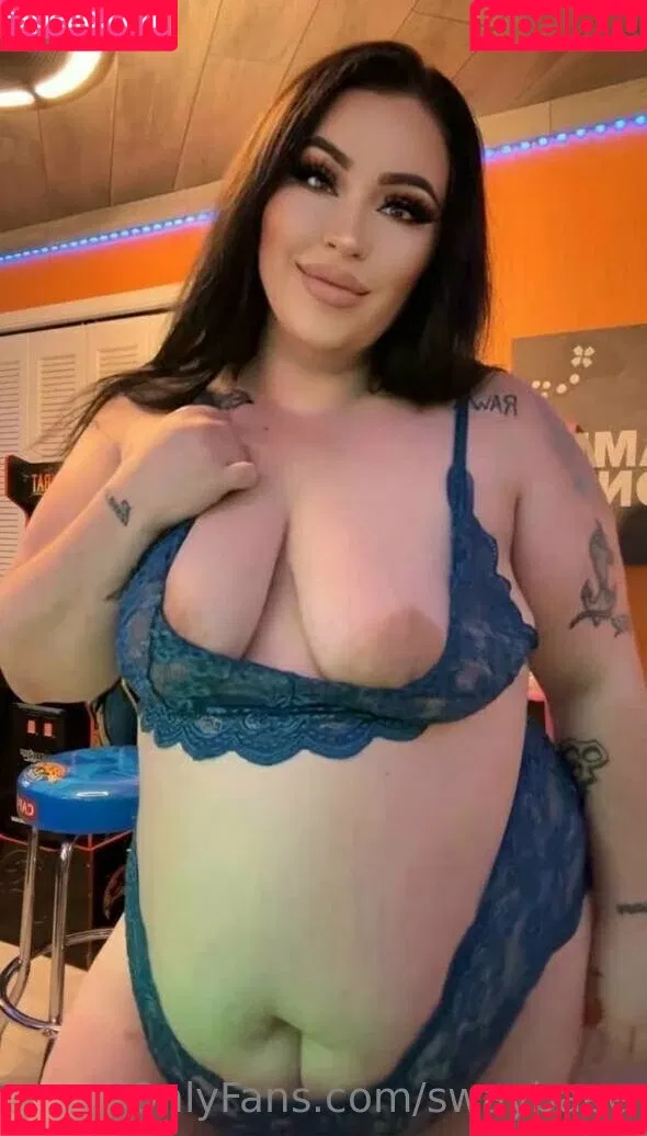 swaybaee Onlyfans Photo Gallery 