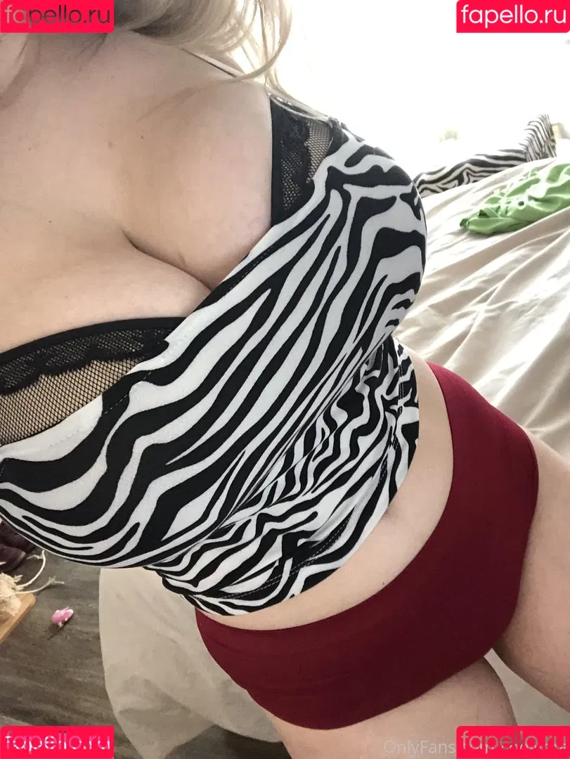 Codi Vore Onlyfans Photo Gallery 