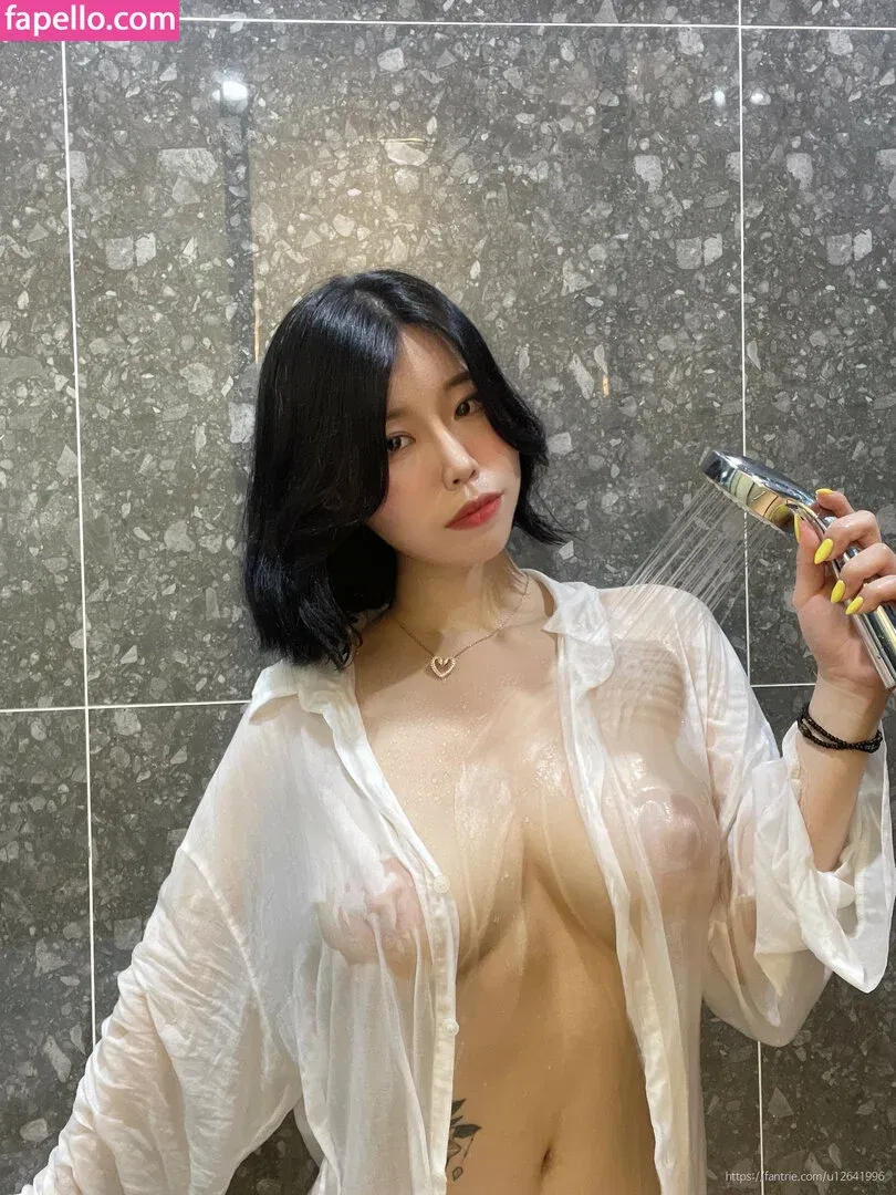 jyeoning Onlyfans Photo Gallery 