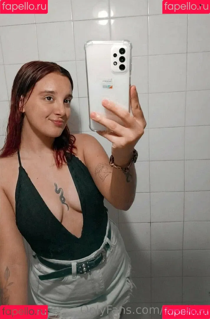 abrildott Onlyfans Photo Gallery 