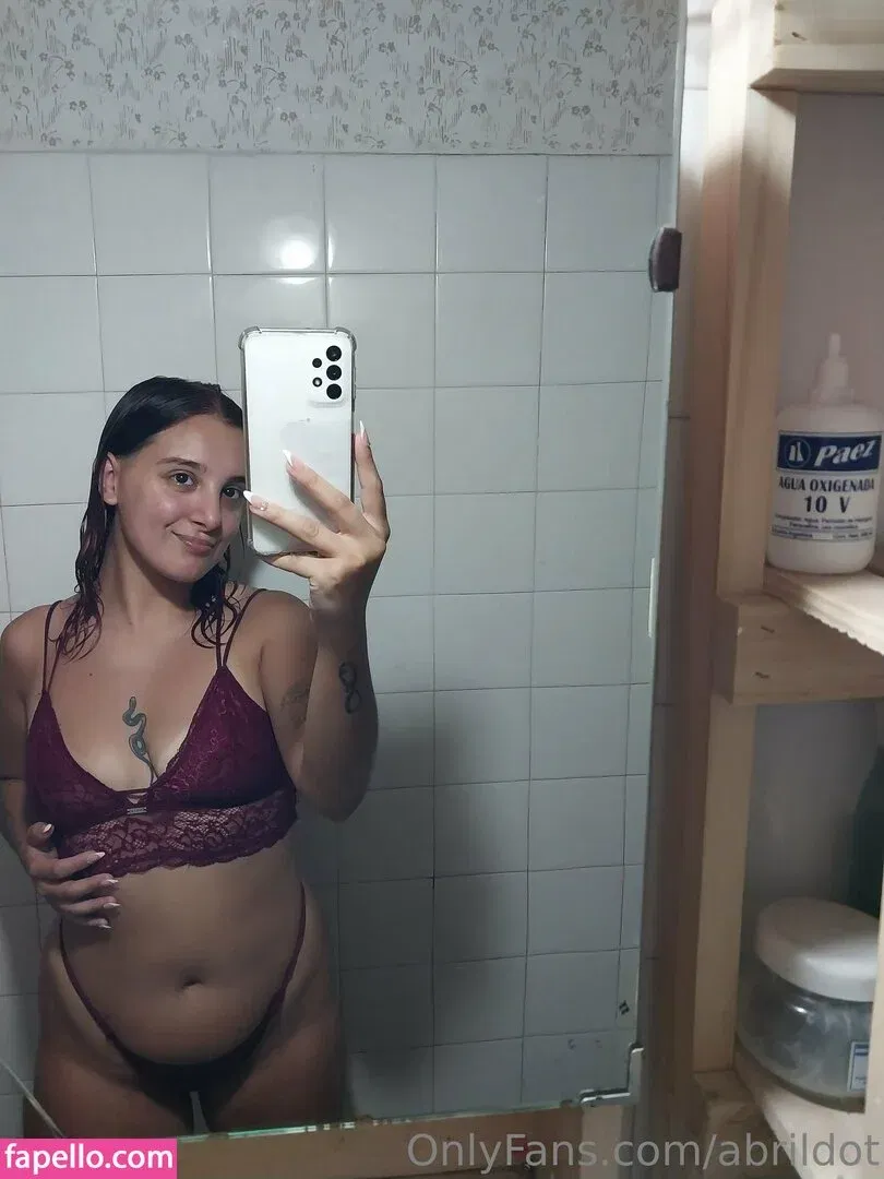 abrildott Onlyfans Photo Gallery 