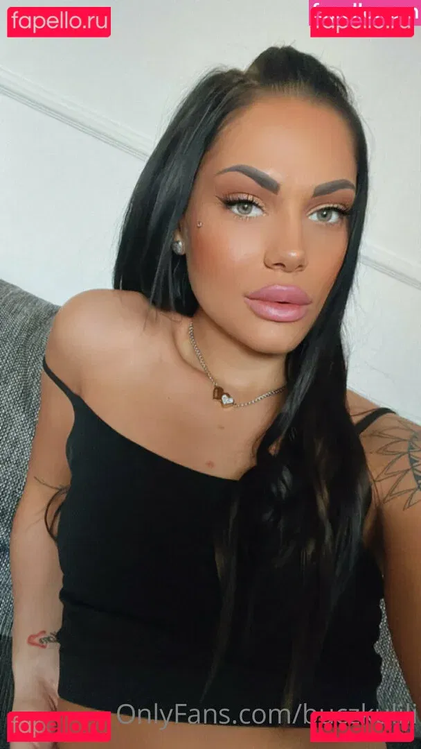 buczkulili Onlyfans Photo Gallery 