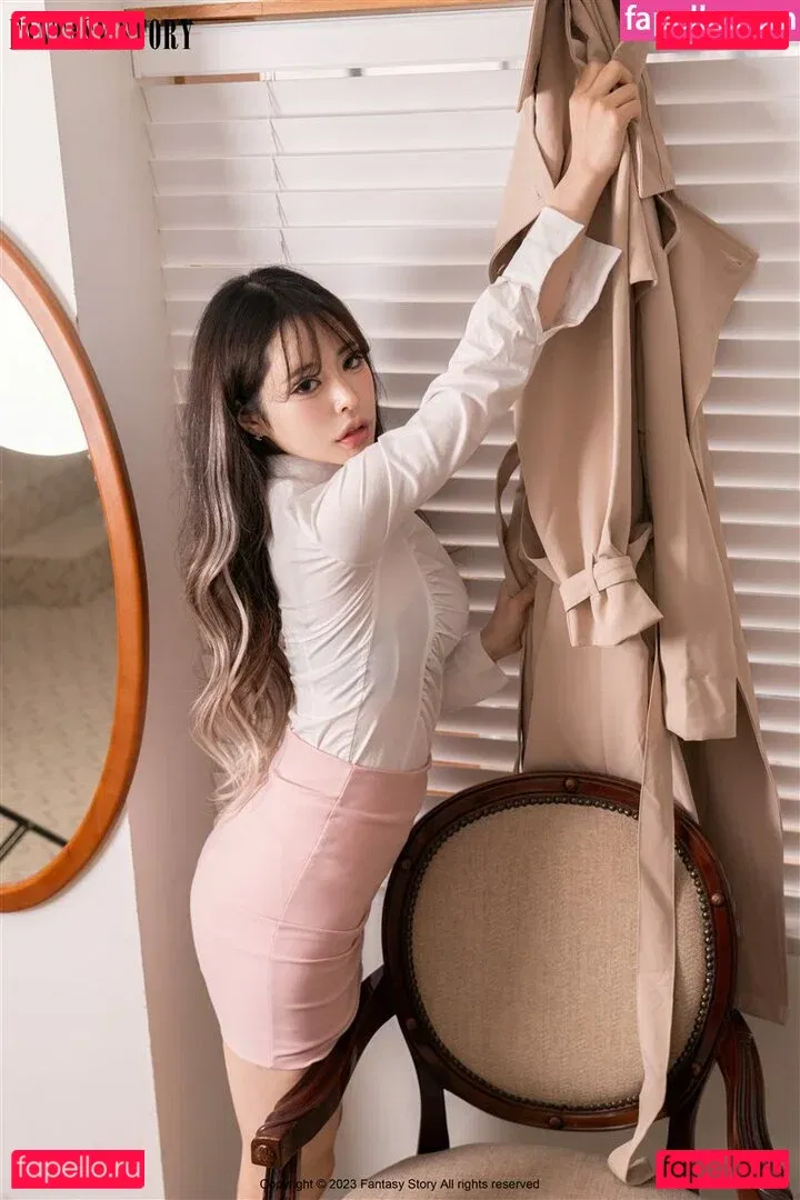 UMC MODEL Onlyfans Photo Gallery 