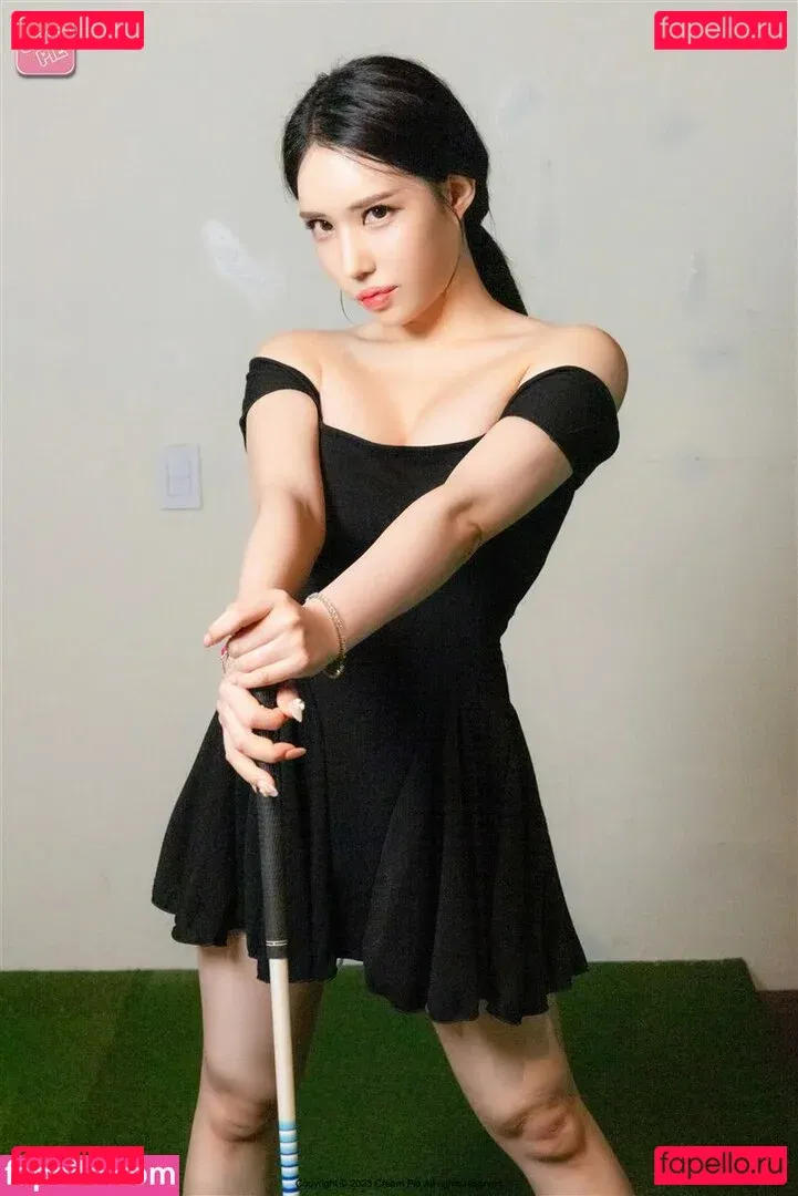 UMC MODEL Onlyfans Photo Gallery 