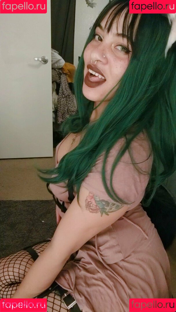 otterbee Onlyfans Photo Gallery 