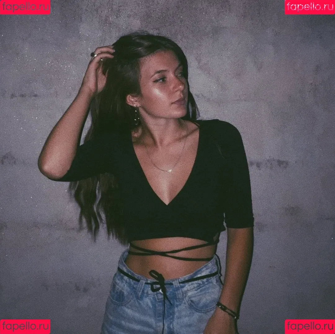 Iara Castagno Onlyfans Photo Gallery 