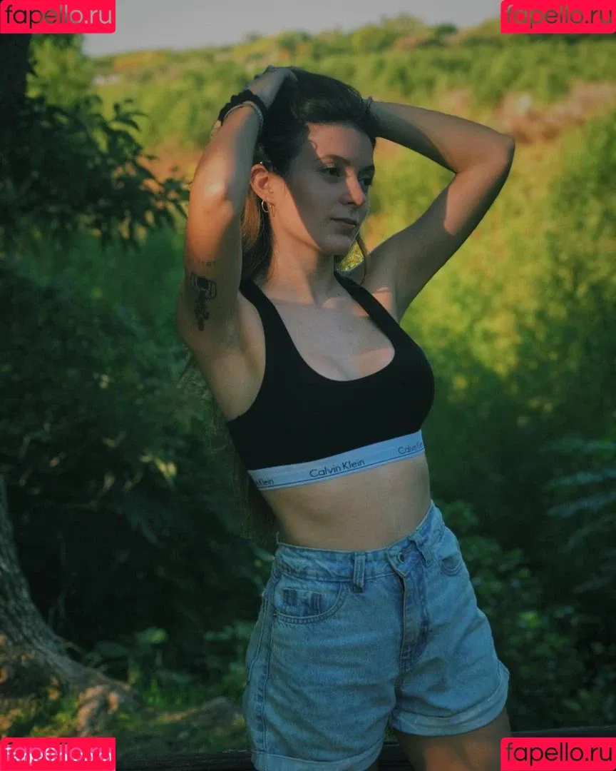 Iara Castagno Onlyfans Photo Gallery 