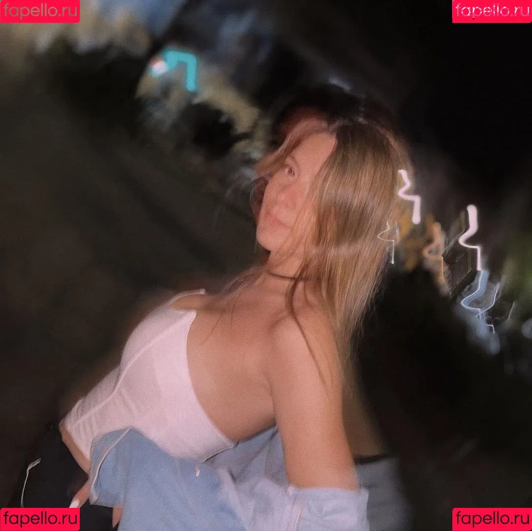 Iara Castagno Onlyfans Photo Gallery 
