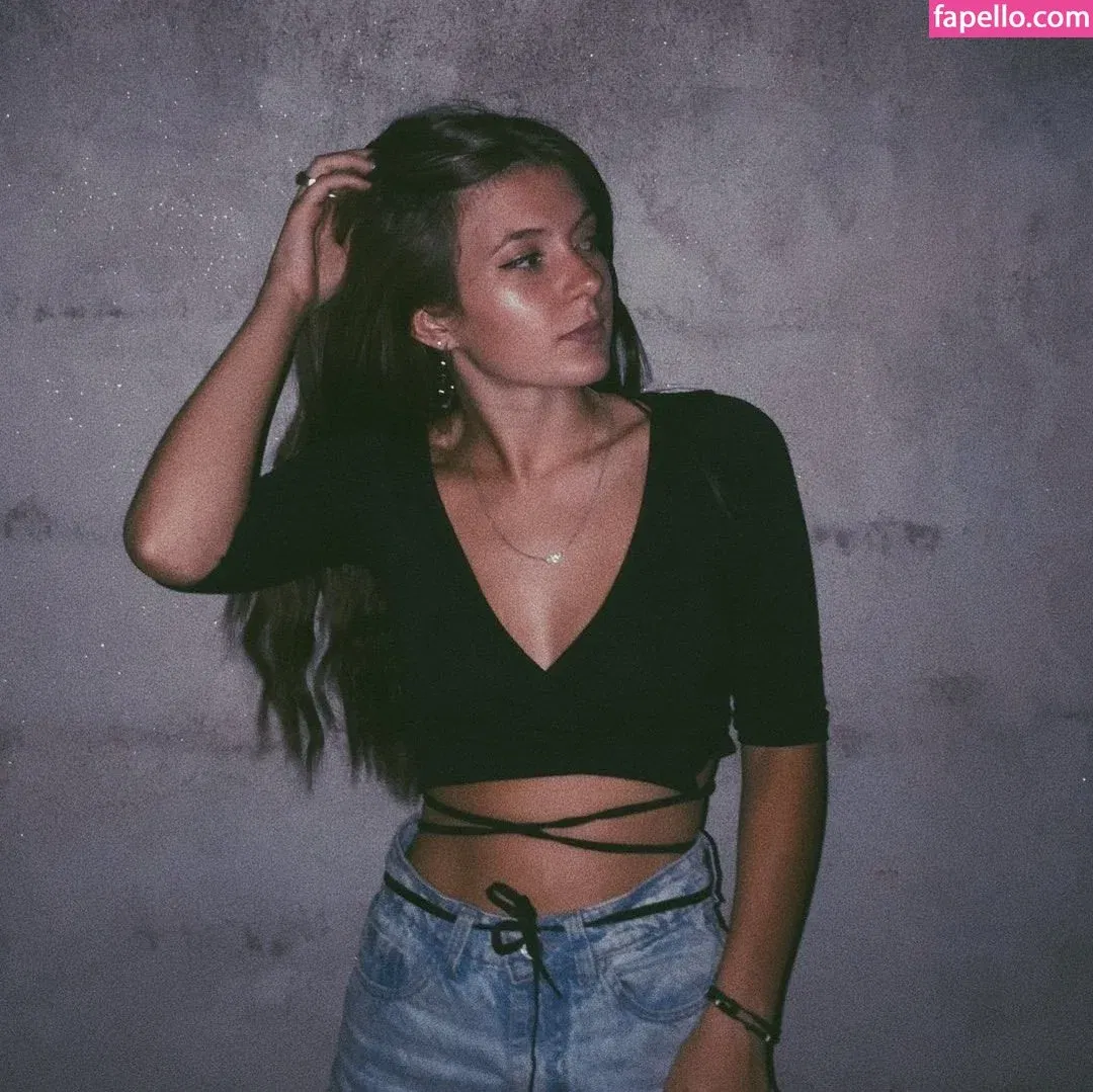 Iara Castagno Onlyfans Photo Gallery 