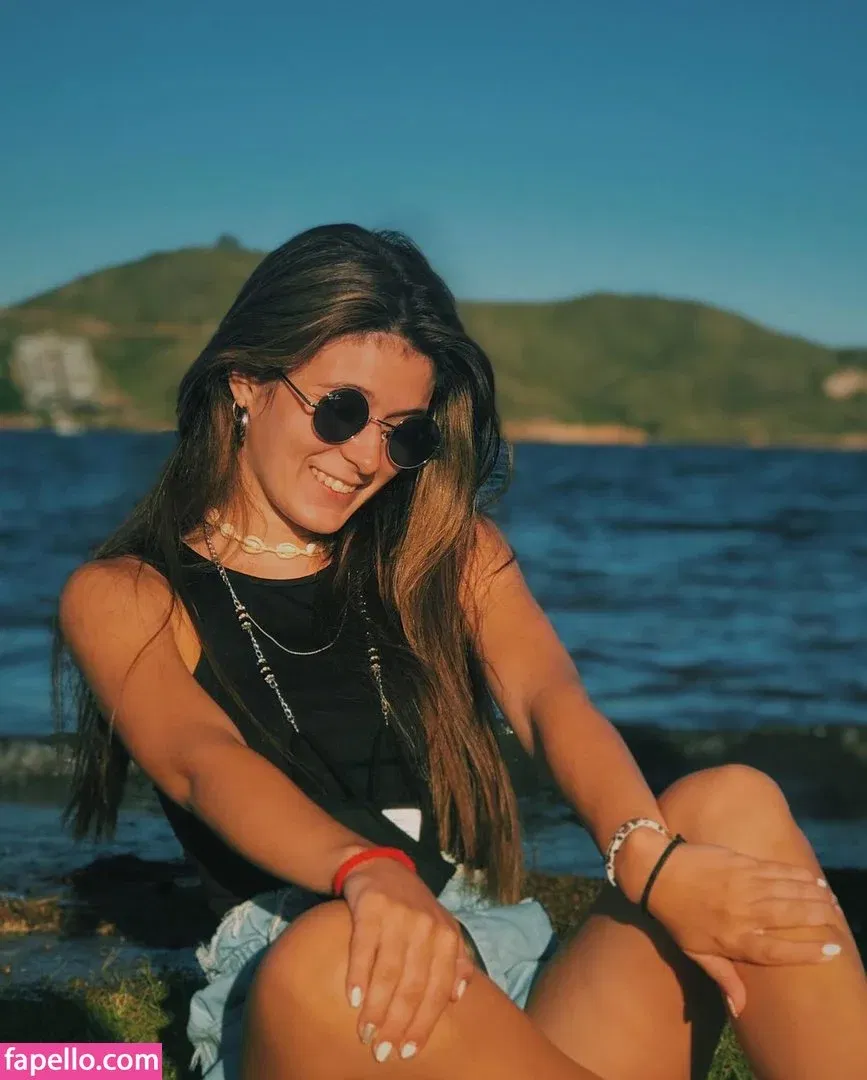 Iara Castagno Onlyfans Photo Gallery 