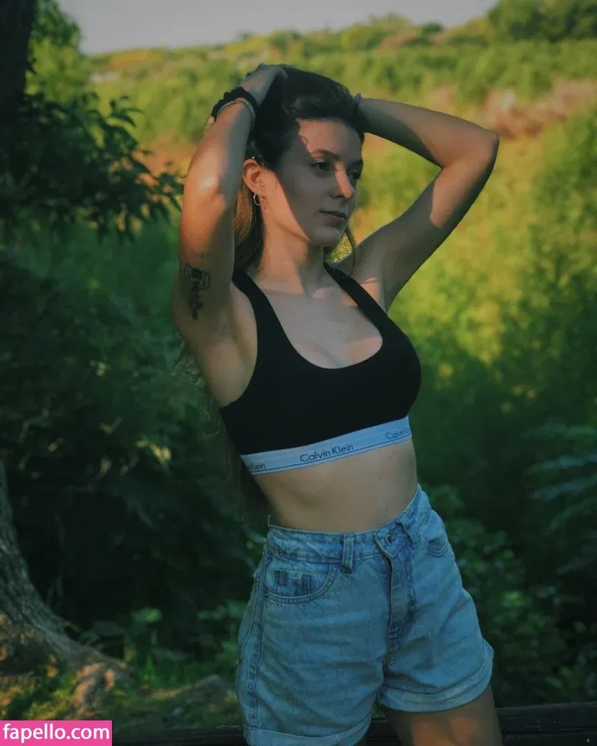 Iara Castagno Onlyfans Photo Gallery 