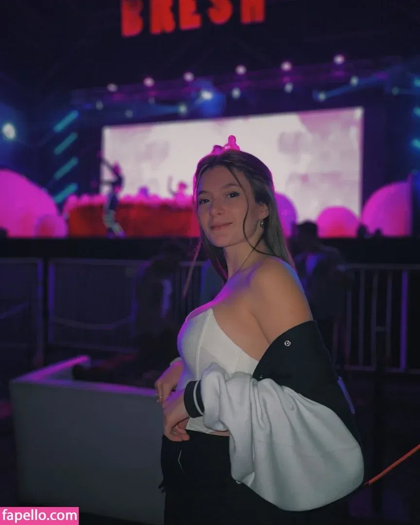 Iara Castagno Onlyfans Photo Gallery 