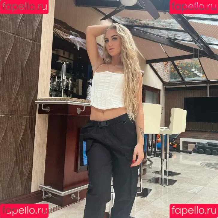 Aleshia Lehmann Onlyfans Photo Gallery 