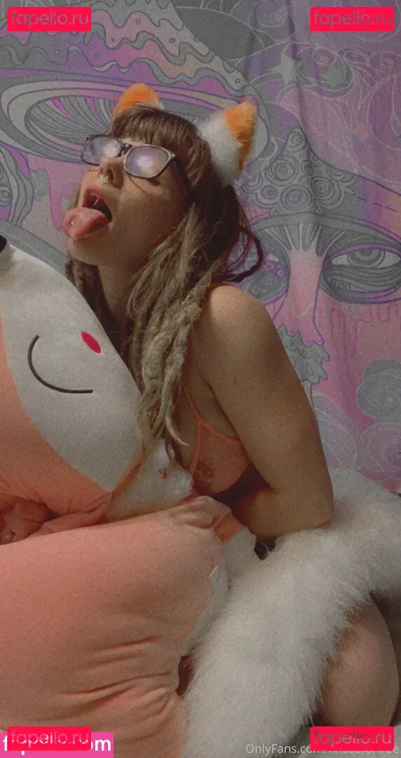 lindssforfree Onlyfans Photo Gallery 