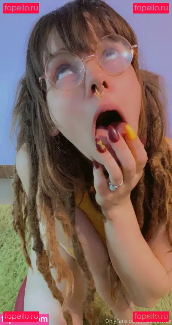 lindssforfree Onlyfans Photo Gallery 