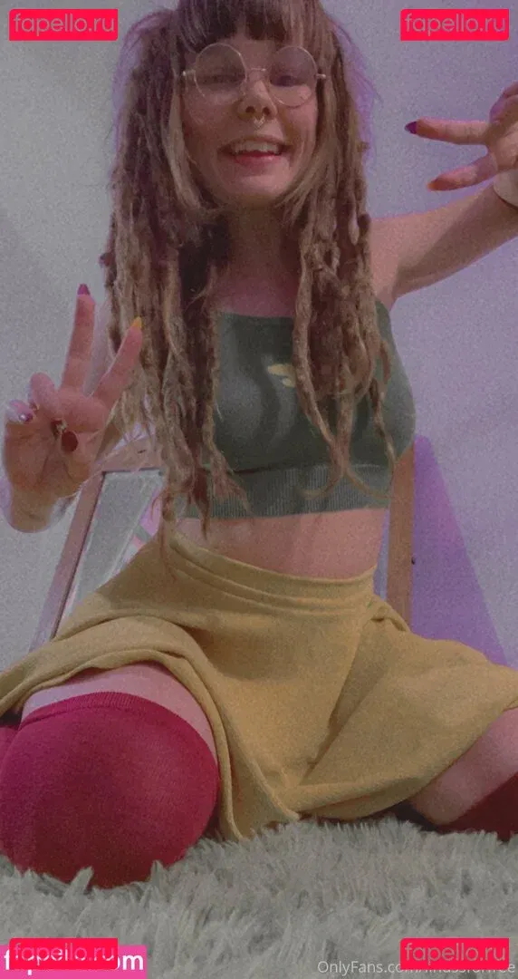 lindssforfree Onlyfans Photo Gallery 