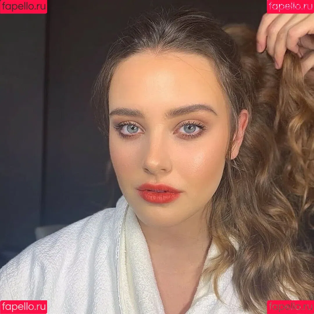 Katherine Langford Onlyfans Photo Gallery 