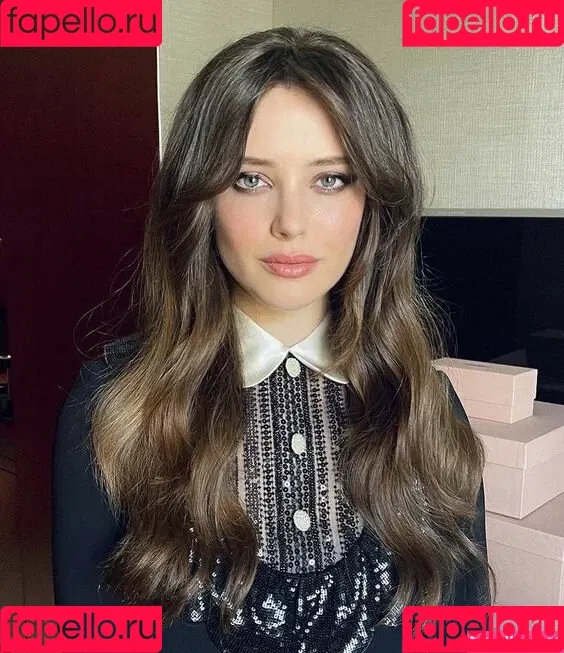 Katherine Langford Onlyfans Photo Gallery 