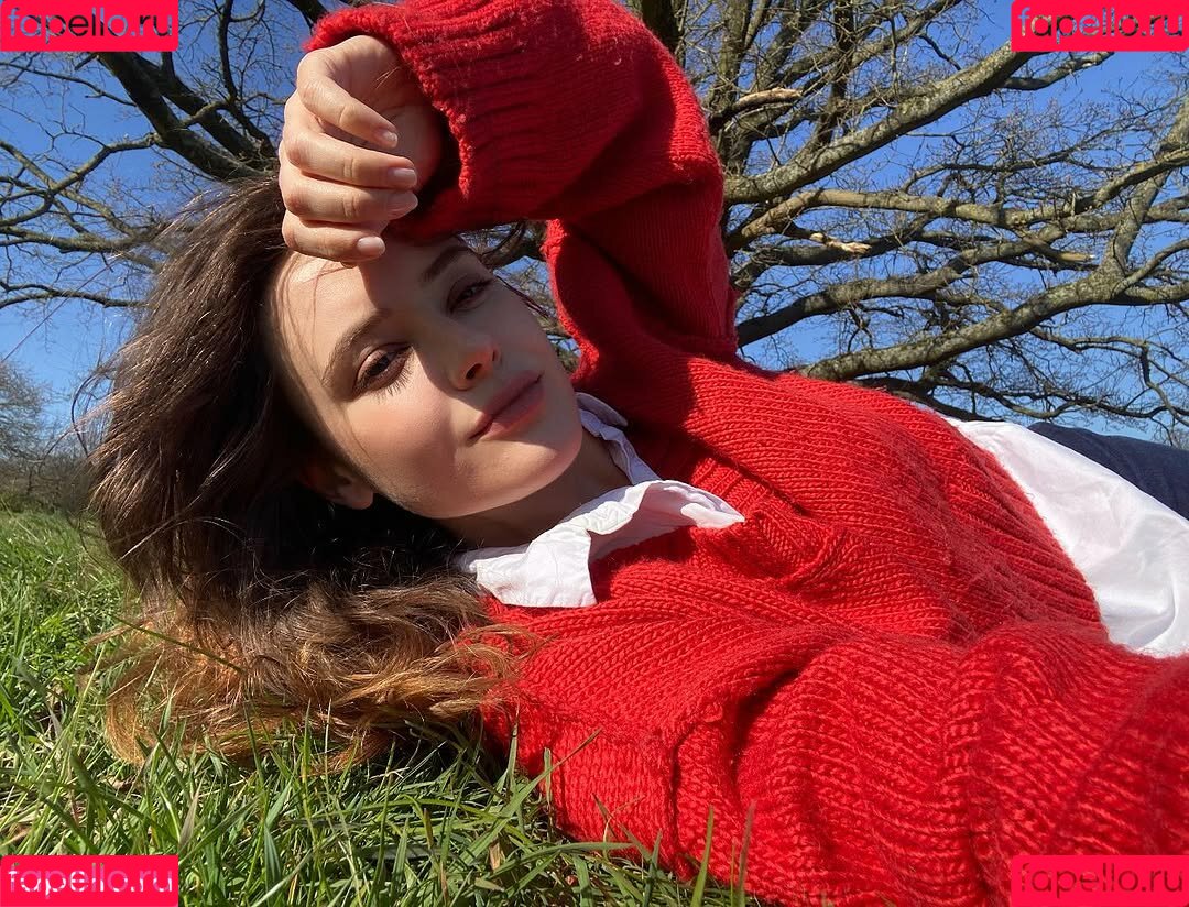 Katherine Langford Nude Onlyfans Photo 31