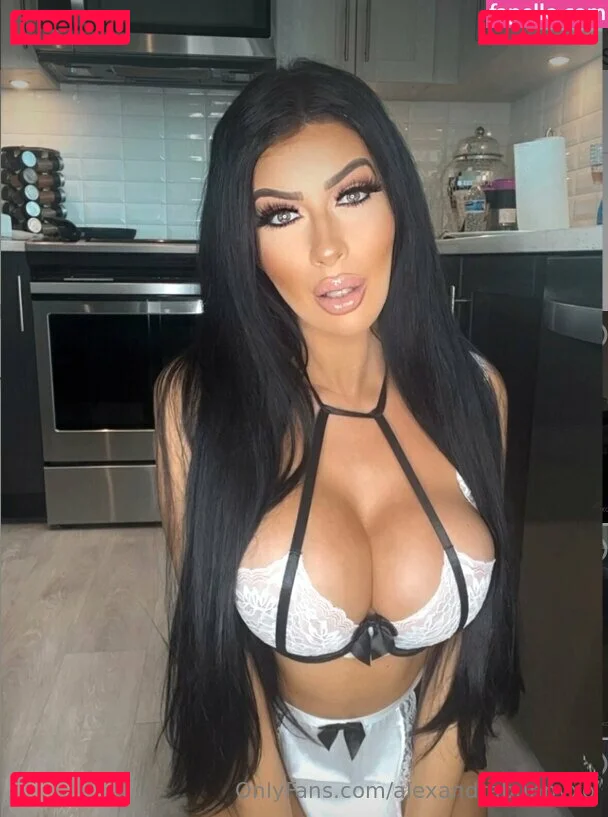 alexandrabunnyxo Onlyfans Photo Gallery 