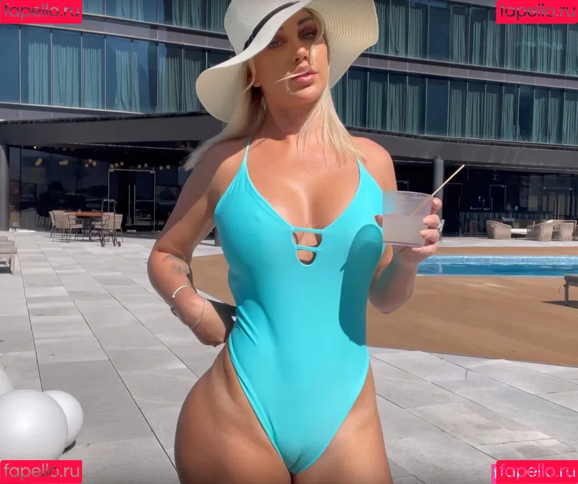 natbelleza Onlyfans Photo Gallery 