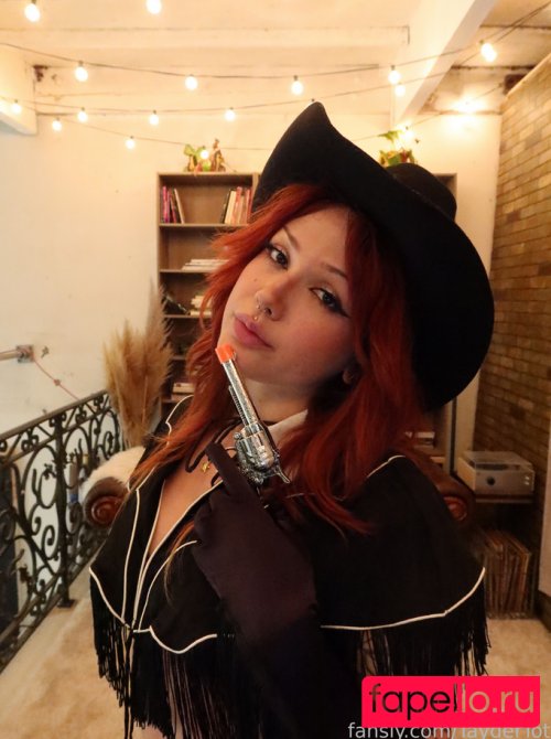 TayderTot Onlyfans Photo Gallery 