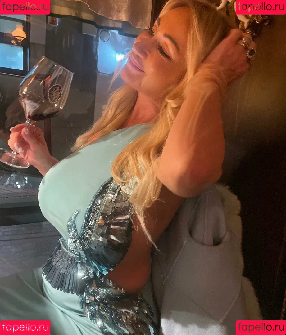 Mara Traversi Onlyfans Photo Gallery 