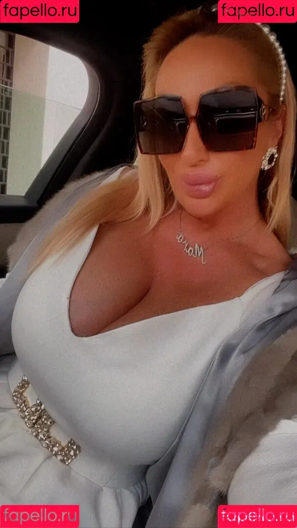 Mara Traversi Onlyfans Photo Gallery 
