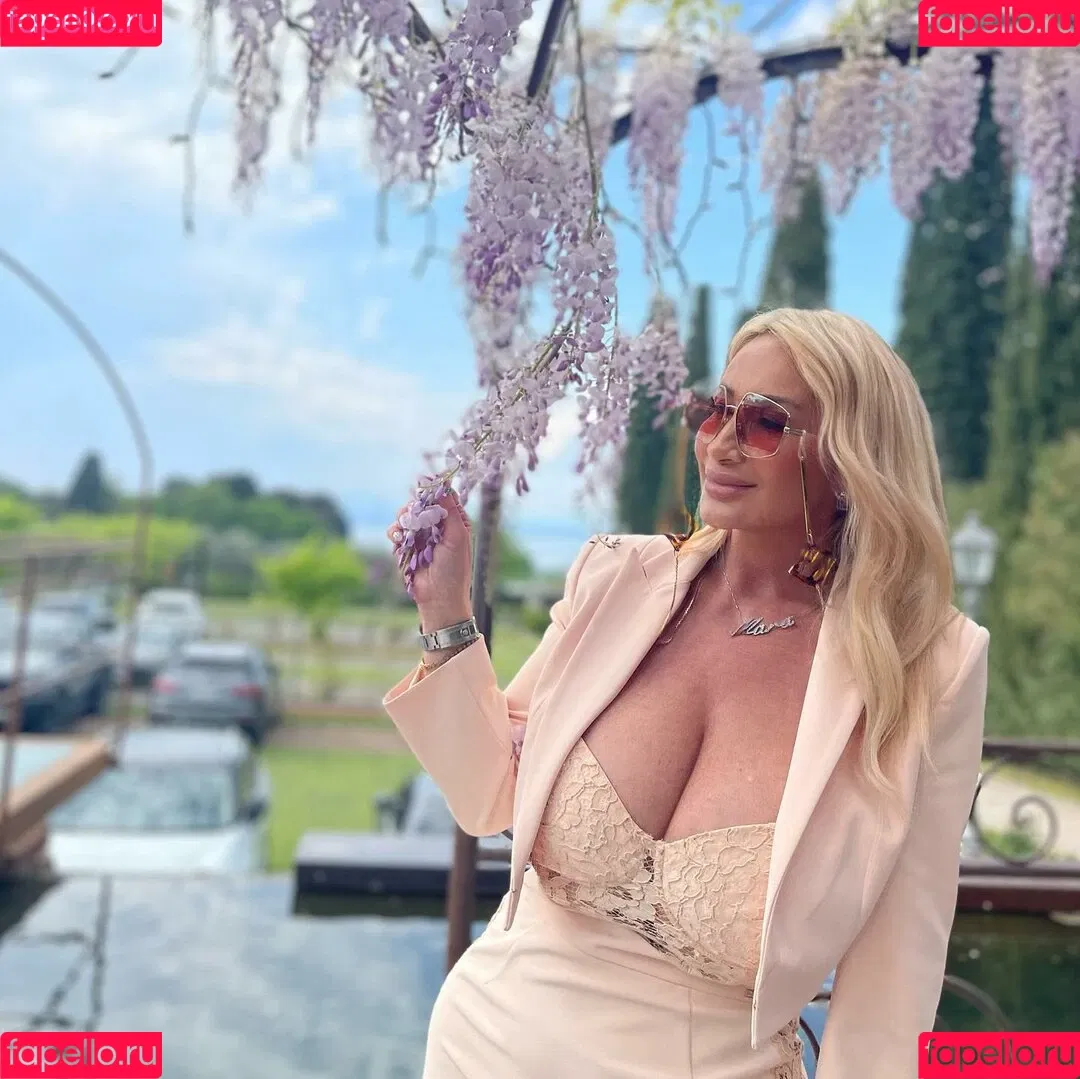 Mara Traversi Onlyfans Photo Gallery 