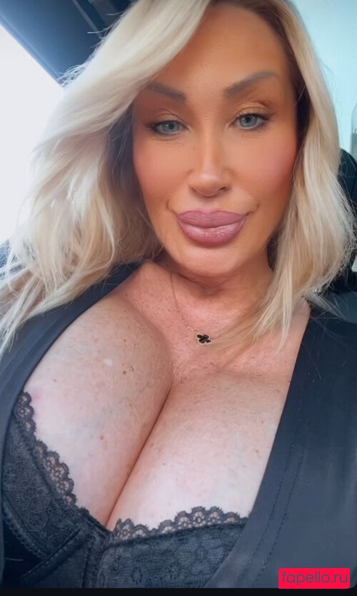 Mara Traversi Nude Onlyfans Photo 40