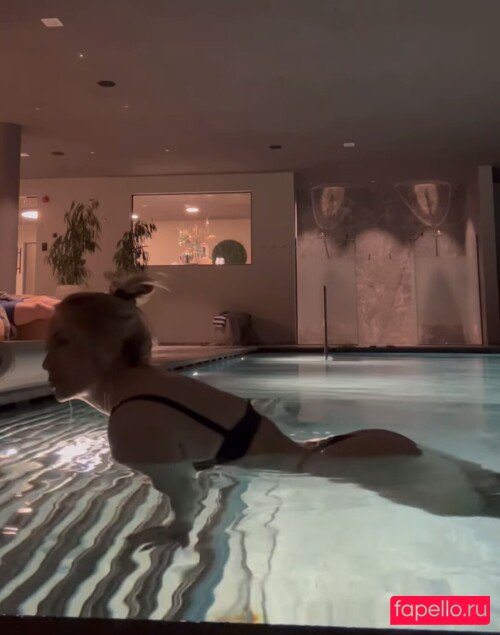 Mara Traversi Nude Onlyfans Photo 15