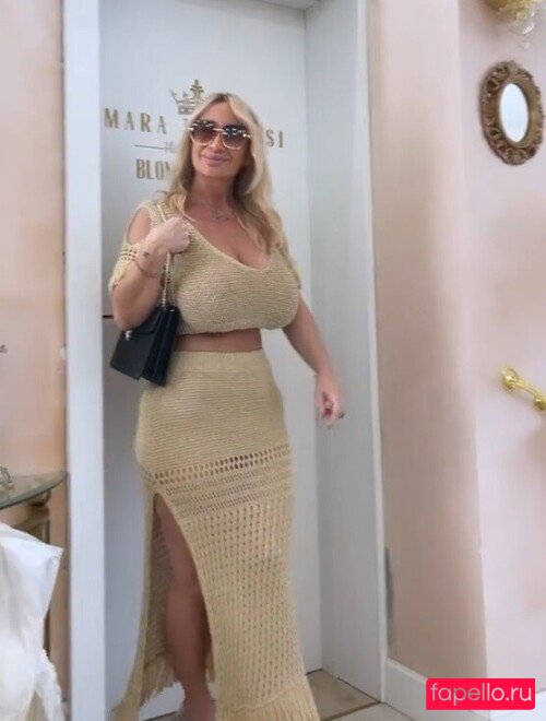 Mara Traversi Nude Onlyfans Photo 5