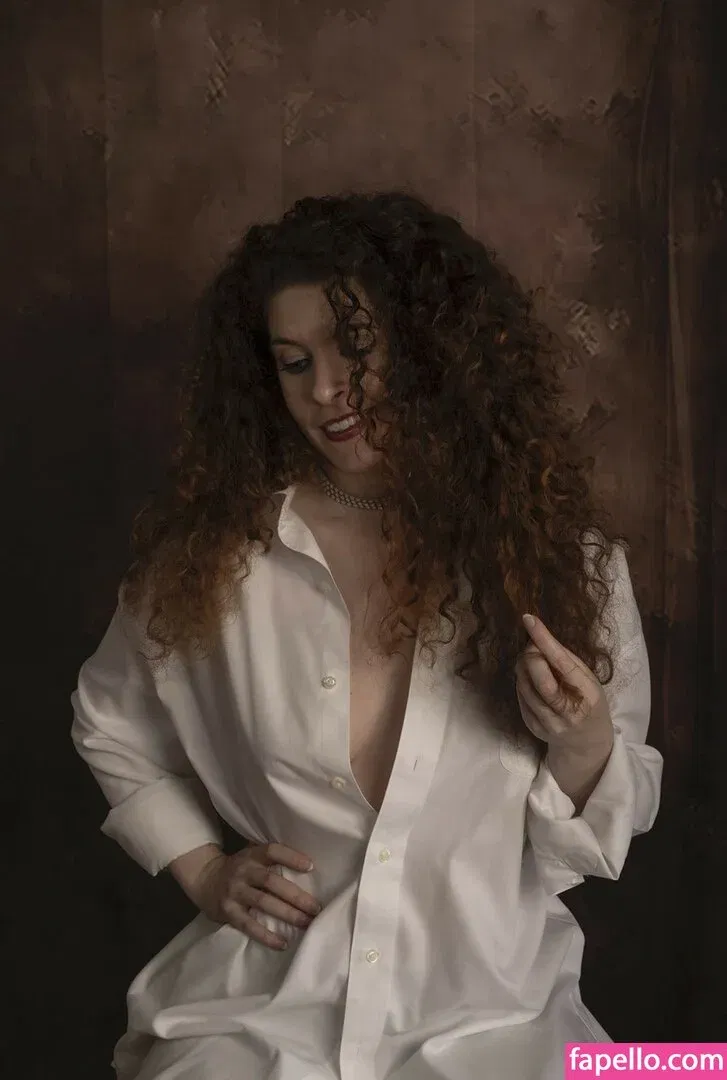 Curlykmodel Onlyfans Photo Gallery 