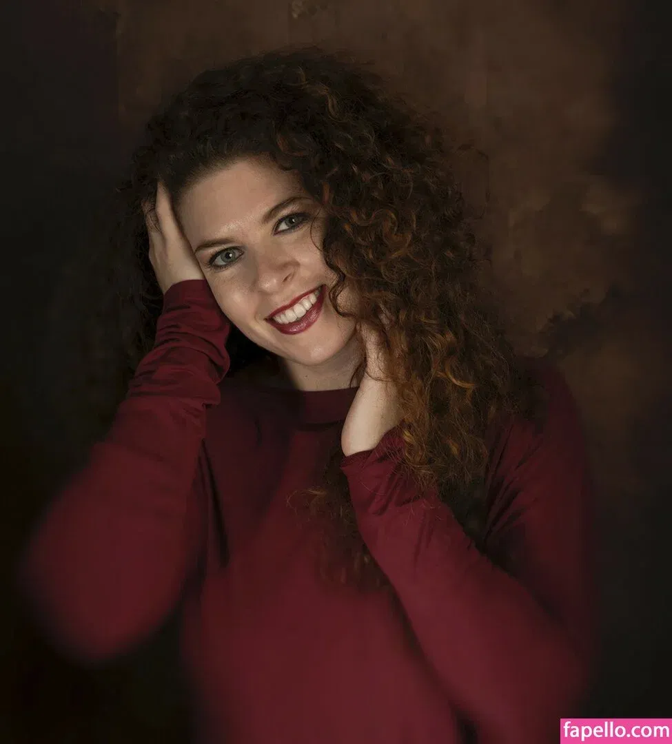 Curlykmodel Onlyfans Photo Gallery 