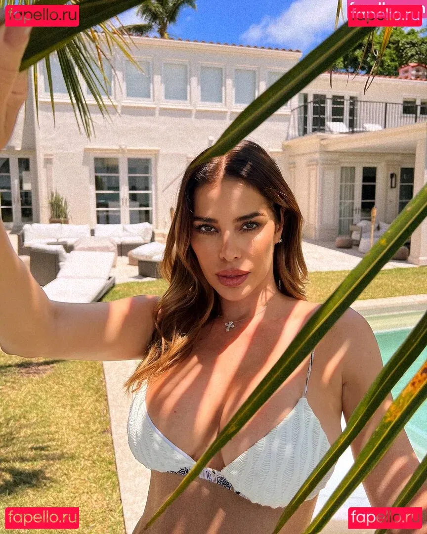 Aída María Yéspica Jaime Onlyfans Photo Gallery 