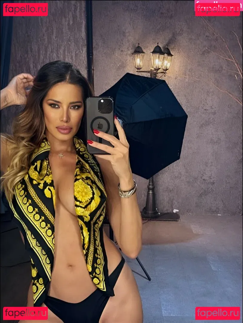 Aída María Yéspica Jaime Onlyfans Photo Gallery 