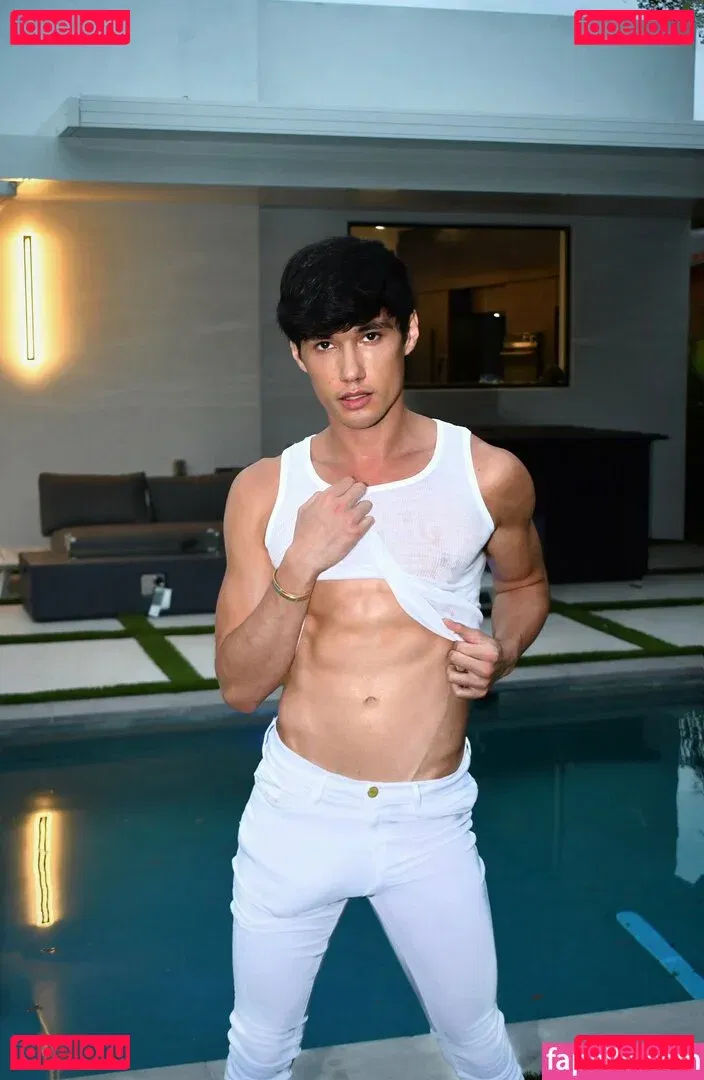 lifeofalexjames Onlyfans Photo Gallery 