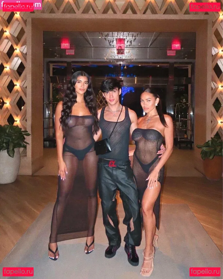 lifeofalexjames Onlyfans Photo Gallery 