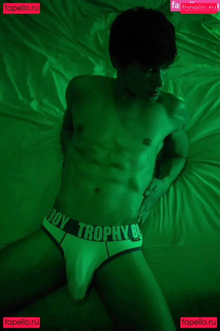 lifeofalexjames Onlyfans Photo Gallery 