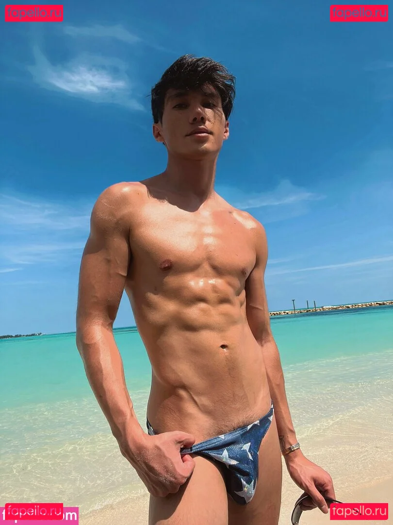 lifeofalexjames Onlyfans Photo Gallery 