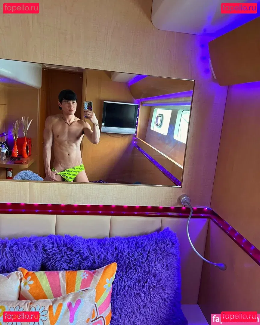 lifeofalexjames Onlyfans Photo Gallery 