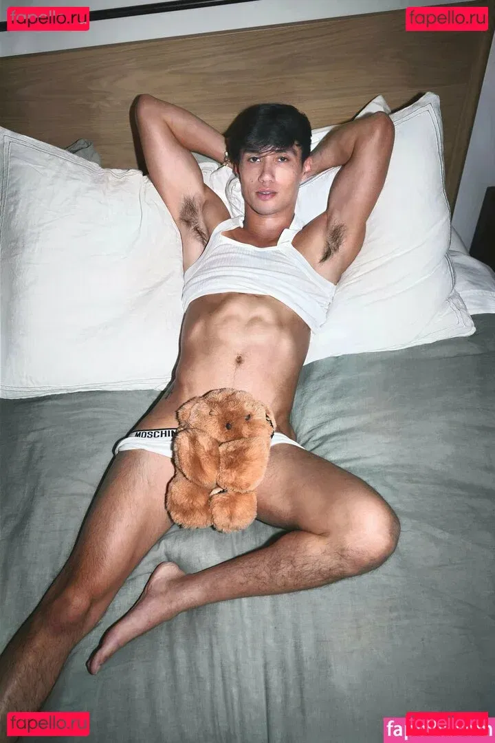 lifeofalexjames Onlyfans Photo Gallery 